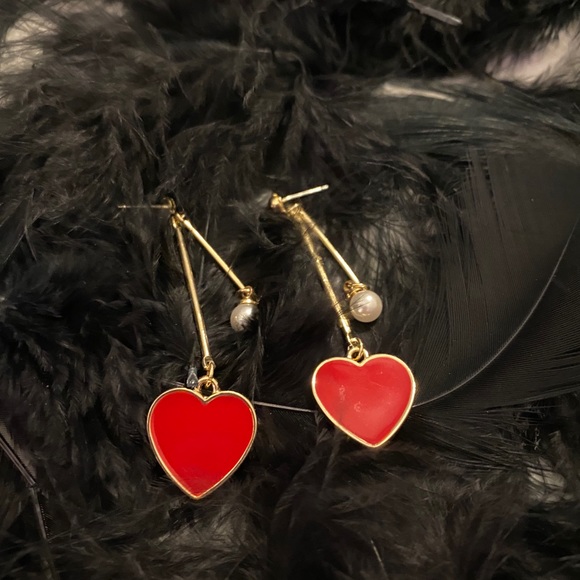 Jewelry - Red Heart Gold Dangle Valentine’s earrings